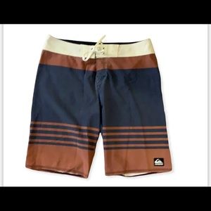 Quicksilver board shorts, swimming, 34W